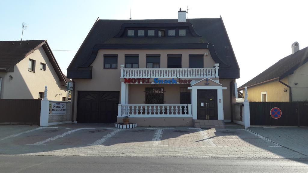 Motel Kotva Ivanka pri Dunaji Экстерьер фото