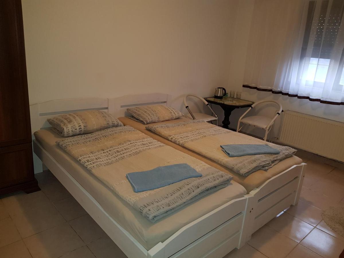 Motel Kotva Ivanka pri Dunaji Экстерьер фото
