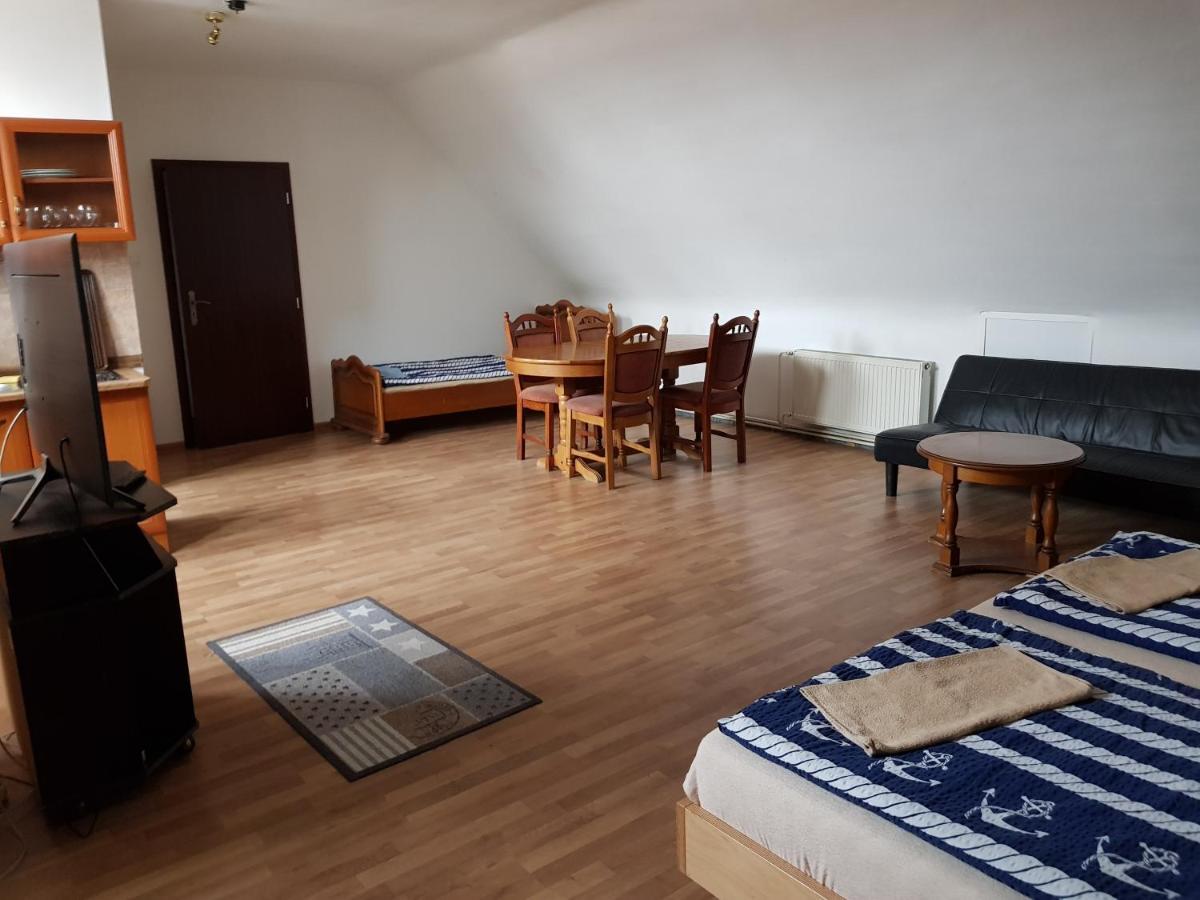 Motel Kotva Ivanka pri Dunaji Экстерьер фото