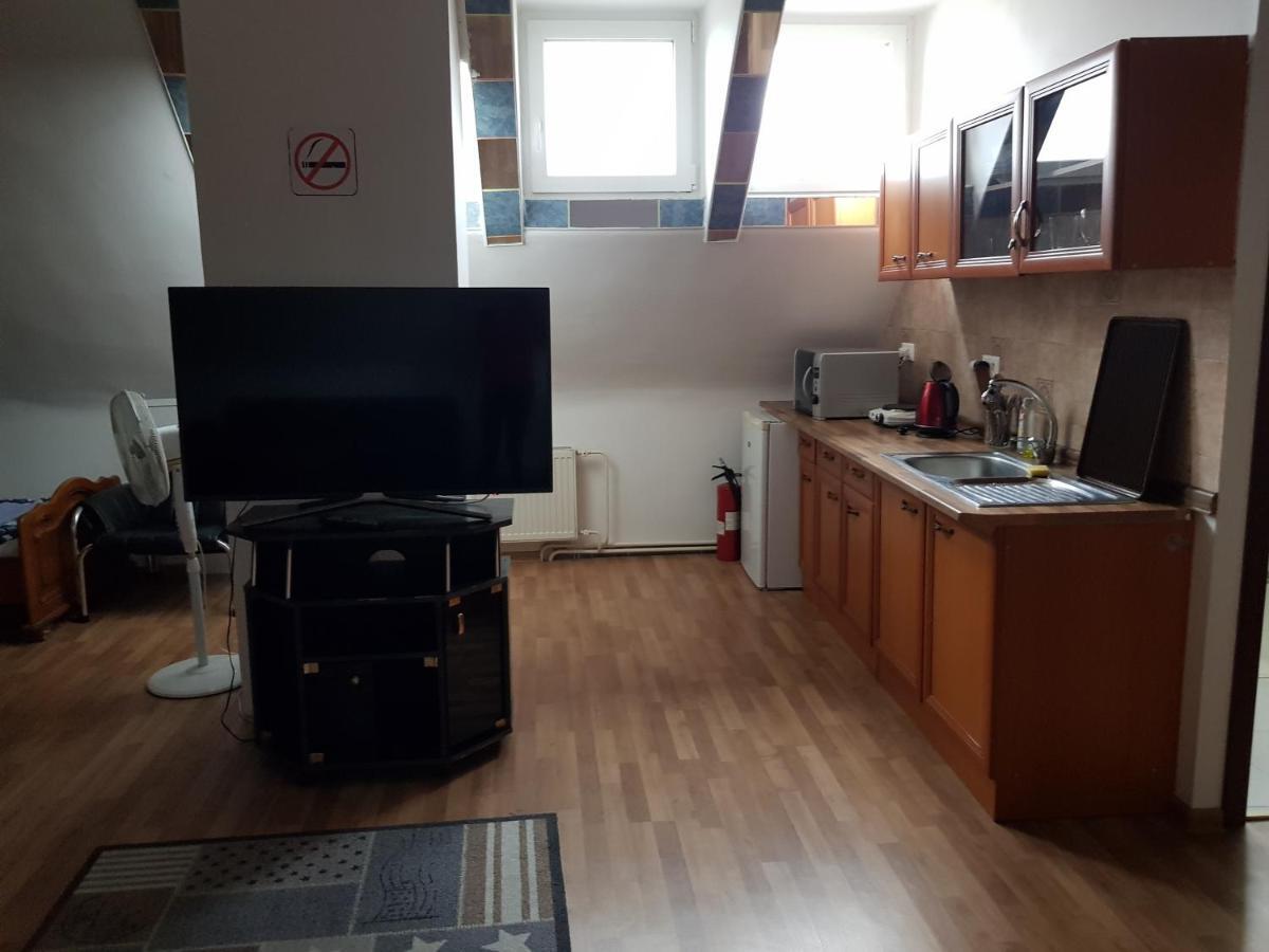 Motel Kotva Ivanka pri Dunaji Экстерьер фото