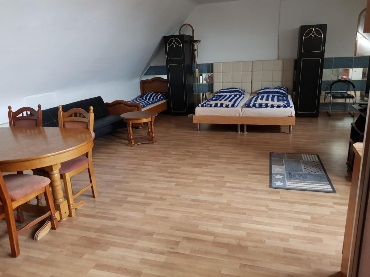 Motel Kotva Ivanka pri Dunaji Экстерьер фото